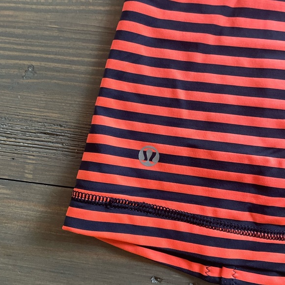 Lululemon Size 8 Tank Top. Built in shelf bra. Great condition. - Picture 3 of 4